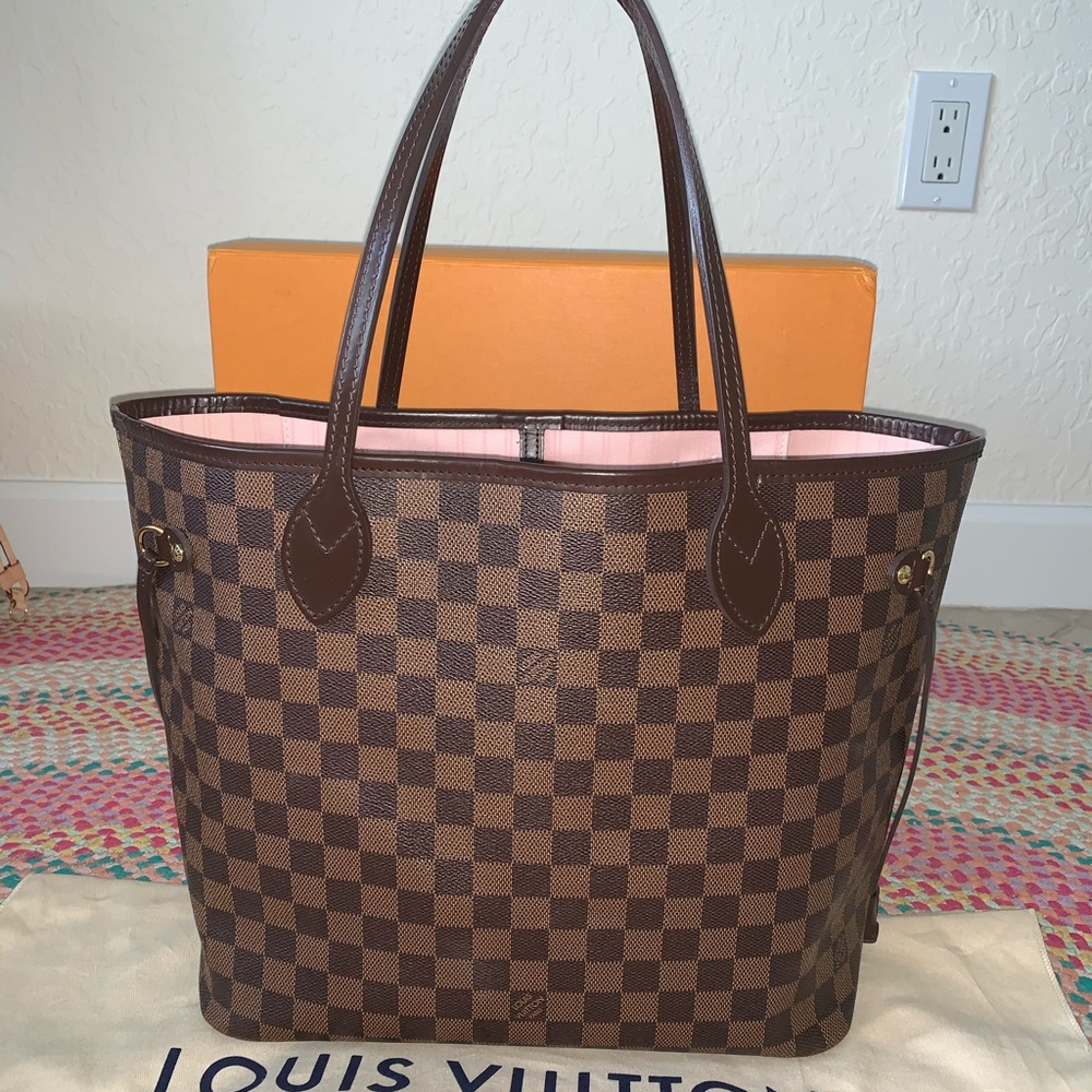 Louis Vuitton Neverfull MM Damier ebene Ballerina